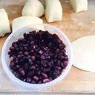 Make Honey Bean Bread step 1