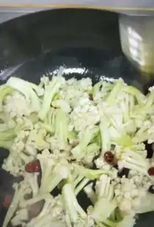 Make The dried omelet step 5