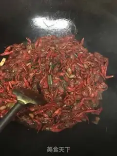 Make Spicy lobster step 1
