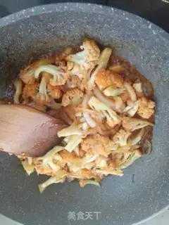 Make Tomato blossoms step 7