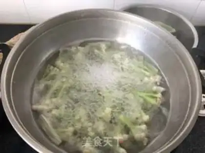 Make The gravy step 0