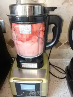 Make Fresh watermelon juice step 3