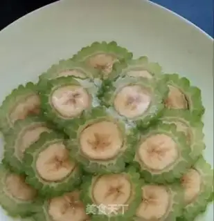 Make Banana slices of bitter melon step 7