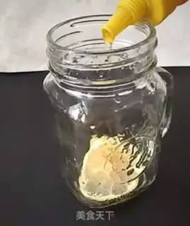 Make Iced lemon tea step 2