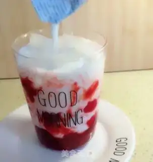 Make Dirty strawberry milk step 6