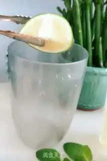 Make Lemon mint tea step 1