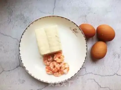 Make Shrimp tofu steamed eggs step 0