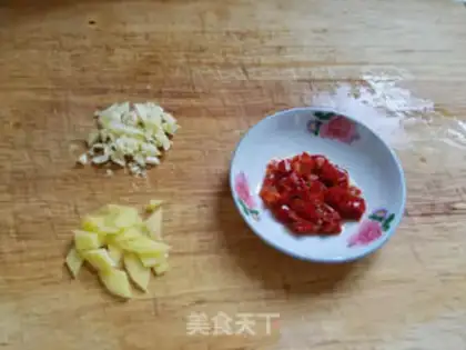 Make Chicken fried apricot mushroom step 2