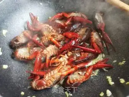 Make Garlic lobster step 2