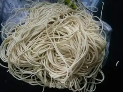 Make Hot noodle step 0