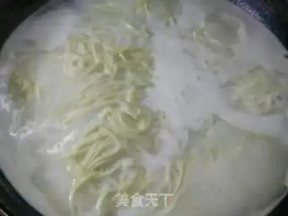 Make Hot noodle step 3