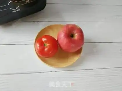 Make Tomato apple juice step 0