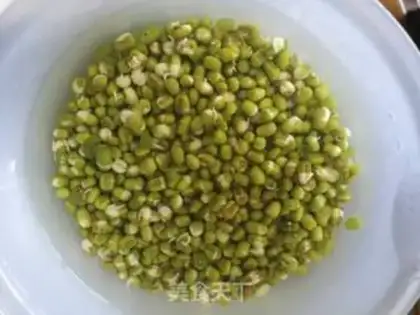 Make Green bean dates step 0