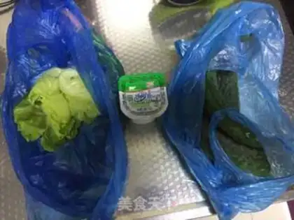 Make Vegetable salad step 0