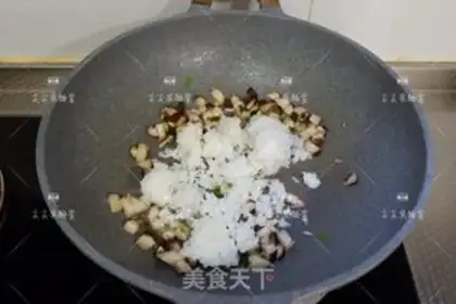 Make Fry mushrooms step 5
