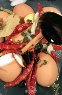 Make Spicy tea eggs step 2
