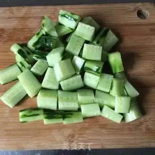 Make Scrambled cucumber tofu step 2
