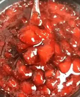 Make Homemade strawberry sauce step 5