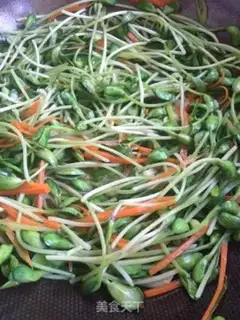 Make Clear the black bean sprouts step 6