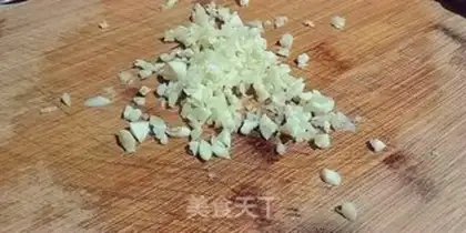 Make A white mushroom step 1