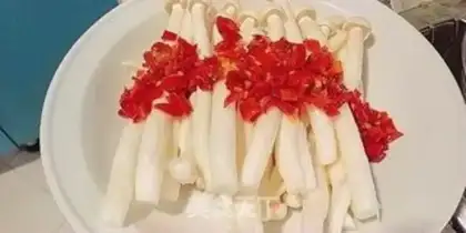 Make A white mushroom step 2