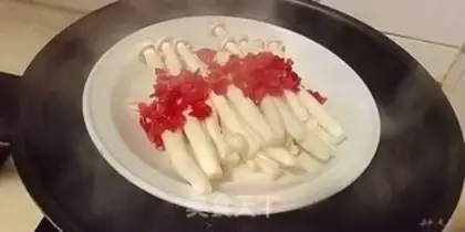 Make A white mushroom step 3