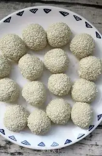 Make Banana sesame ball step 4