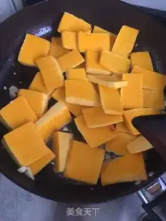 Make Pumpkin with garlic step 3