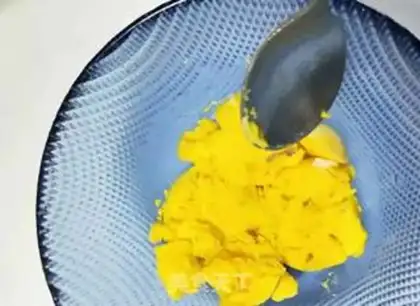 Make Fruit and vegetable buns step 1