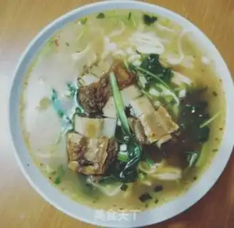 Make Red roast steak noodles step 8
