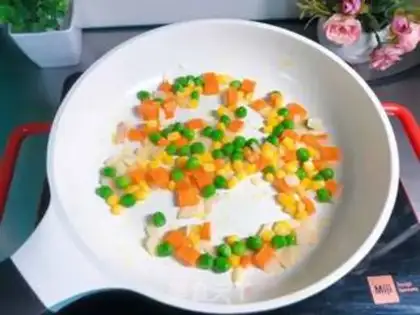 Make Pineapple rice step 11