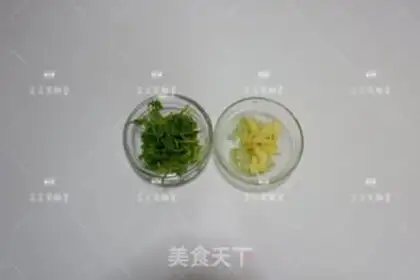 Make Worm and grass and chicken silk step 3