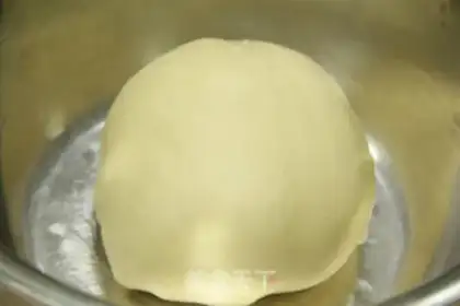 Make Bear bread step 2