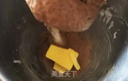 Make Black Mac bacon cheese bread step 4