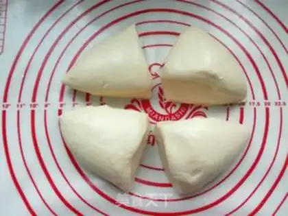 Make Onion omelet step 5