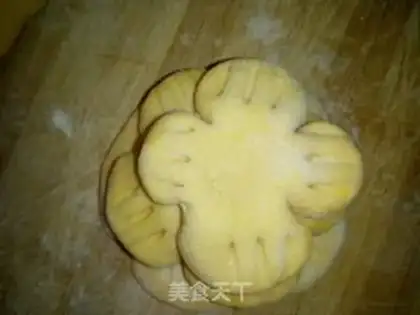 Make Flows, six petals step 3