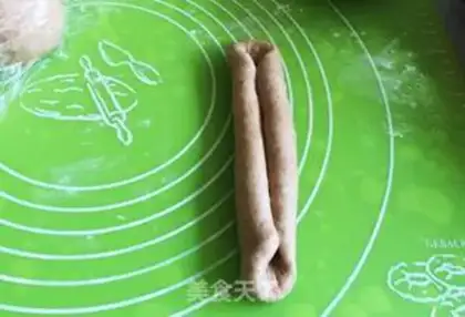 Make Black Mac bacon cheese bread step 13