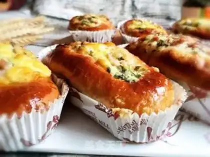 Make Black Mac bacon cheese bread step 25