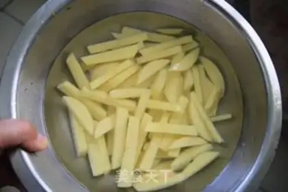 Make Potato fries step 1