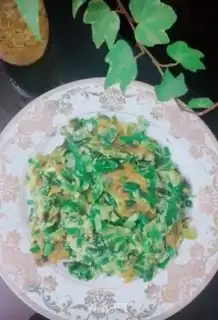 Make Scrambled eggs step 3