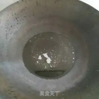 Make Pineapple rice step 1