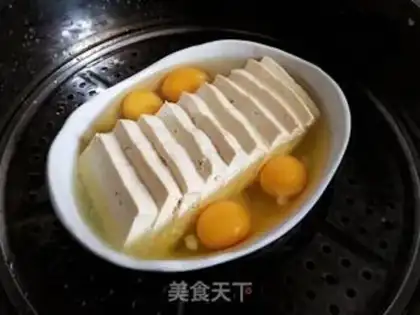 Make Tofu tofu steamed eggs step 3