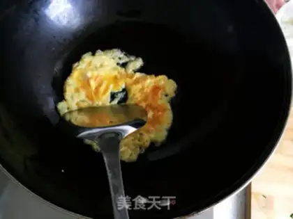 Make Cream egg fried rice step 2