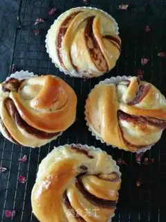 Make Bean roll bread step 17