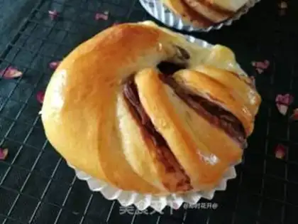 Make Bean roll bread step 18