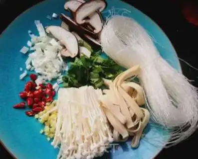 Make Duck blood fan soup step 0
