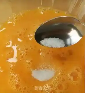 Make Colored two eggs step 5