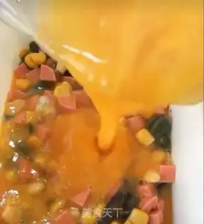 Make Colored two eggs step 6