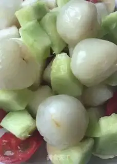 Make Ice and fruit salad step 4