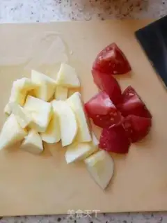 Make Tomato apple juice step 1